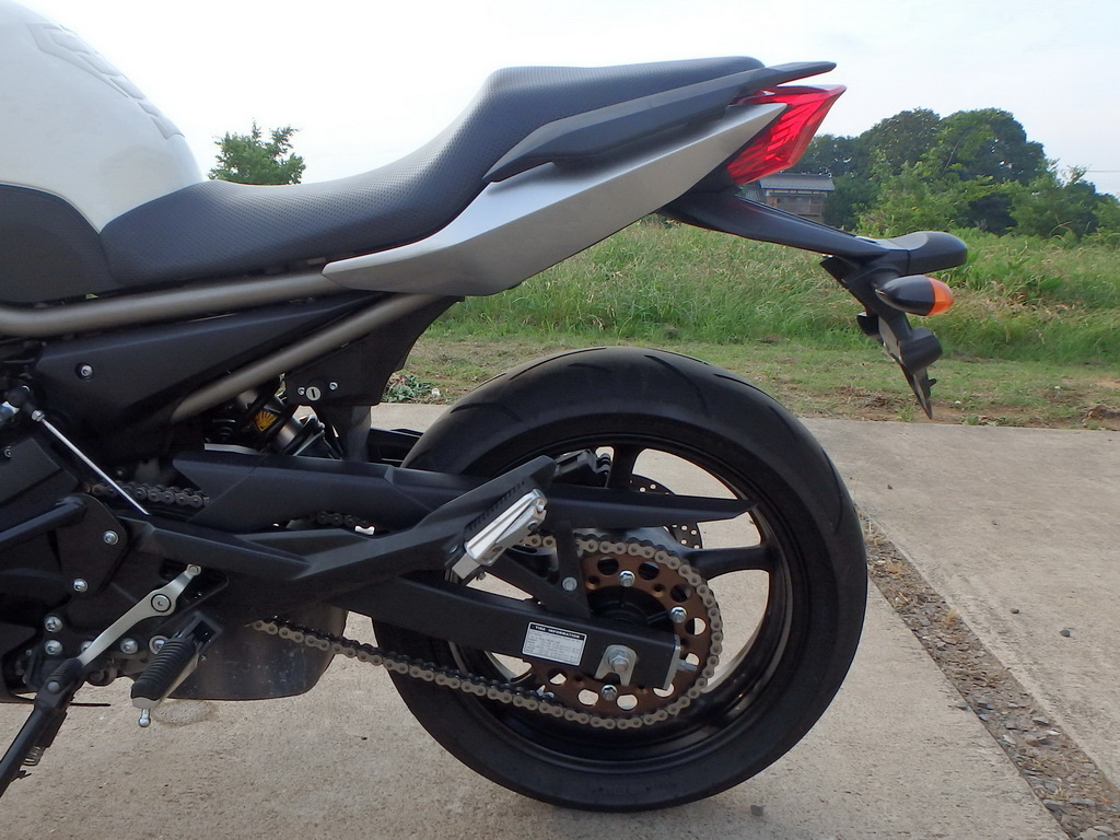 Купить мотоцикл Yamaha XJ6N 2009 фото 16